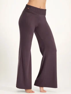 Flow Wide-Leg Yoga Pants - Berry