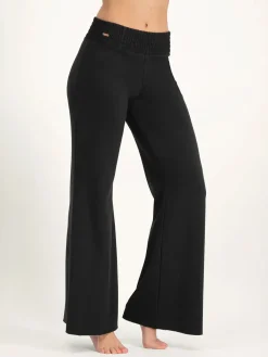 Flow Wide-Leg Yoga Pants - Onyx Black