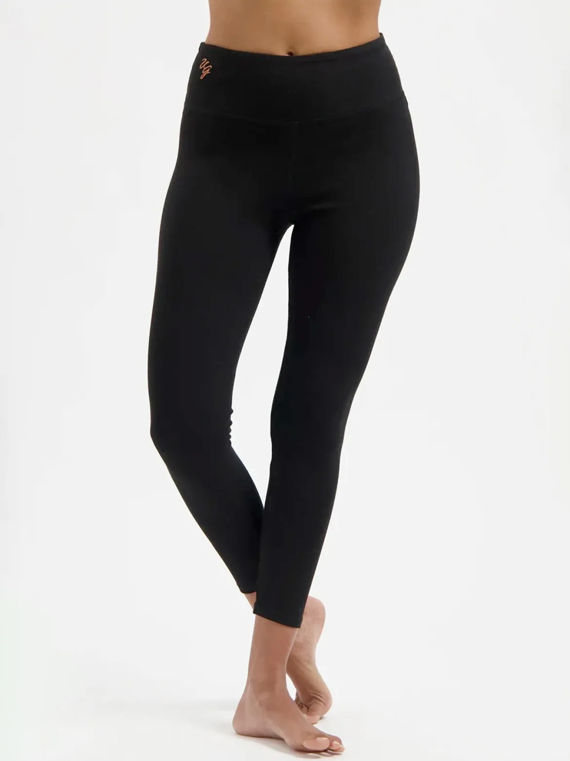 Isara 7/8 Yoga Leggings - Onyx Black