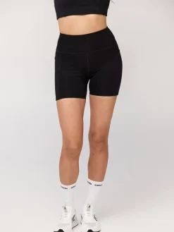 Pocket High Rise Run Shorts - Black