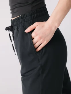 Reset Slim Straight Jogger- Black