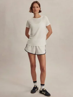 Saskia Seamless Longline Tee - White
