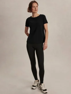Saskia Seamless Longline Tee - Black