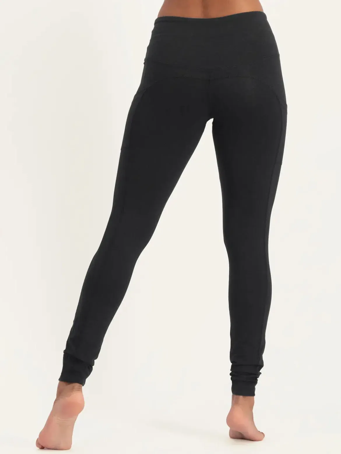 Tara Pocket Yoga Leggings - Onyx Black